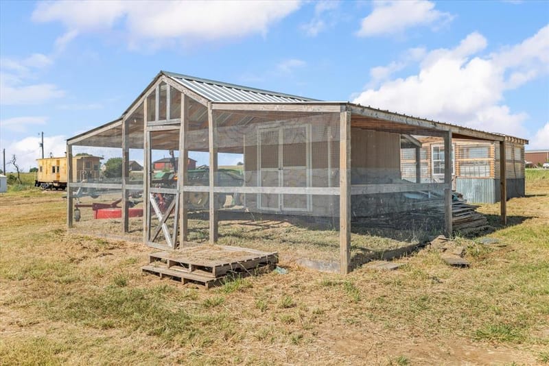 139 County Road 2156, Gainesville TX 76240 - Photo 22