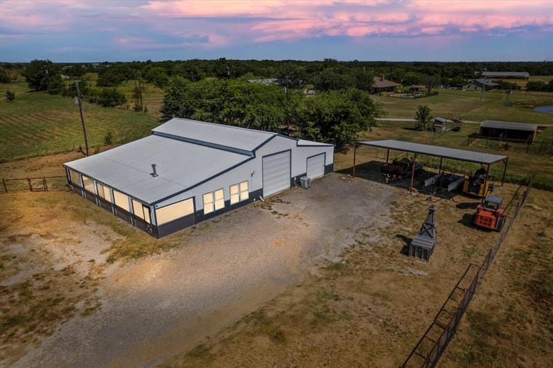 139 County Road 2156, Gainesville TX 76240