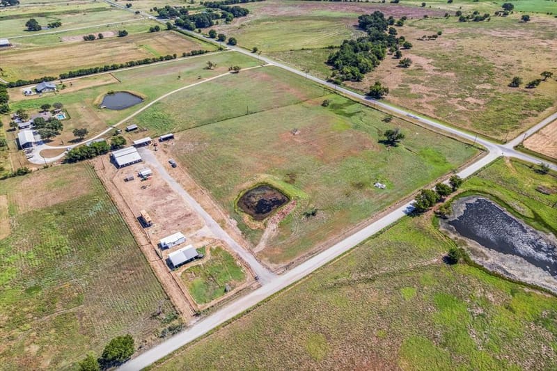 139 County Road 2156, Gainesville TX 76240 - Photo 28