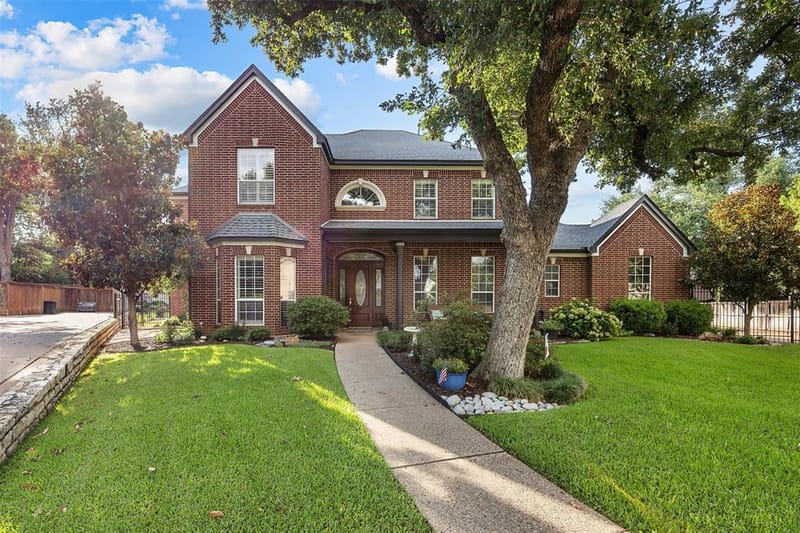3 Katie Court, Mansfield TX 76063