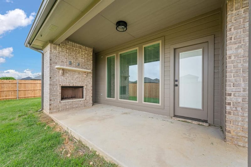 1707 Lakeway Drive, Cleburne TX 76033 - Photo 32