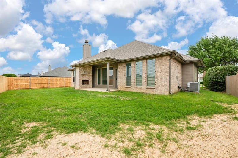 1707 Lakeway Drive, Cleburne TX 76033 - Photo 31