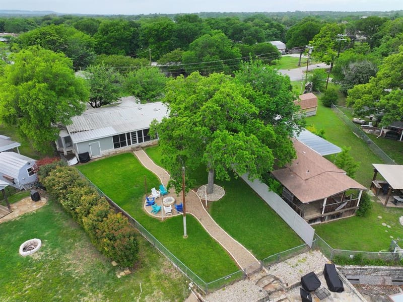 3703 Hartwood Drive, Granbury TX 76049 - Photo 25