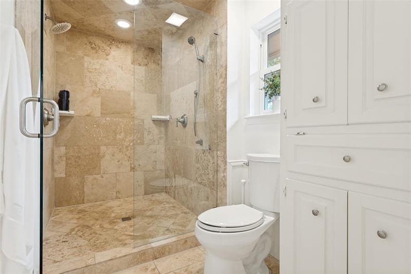 9517 Fallbrook Drive, Dallas TX 75243 - Photo 20