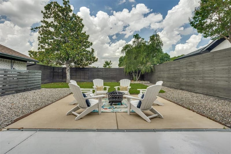 9517 Fallbrook Drive, Dallas TX 75243 - Photo 24