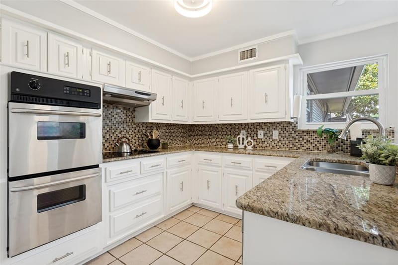 9517 Fallbrook Drive, Dallas TX 75243 - Photo 18