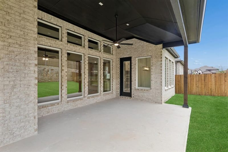 1009 Blue Mist Court, Justin TX 76247 - Photo 19