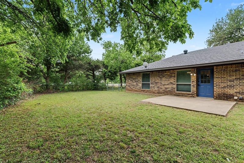 100 Pecan Circle, Trenton TX 75490 - Photo 6
