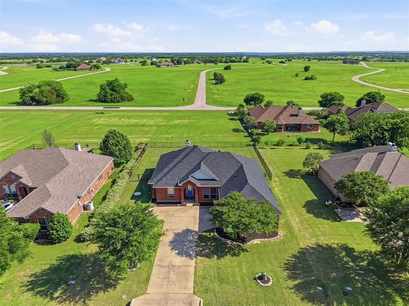 7229 Muirfield Drive, Cleburne TX 76033 - Photo 34