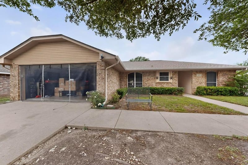 412 Tara Lane, Red Oak TX 75154 - Photo 2