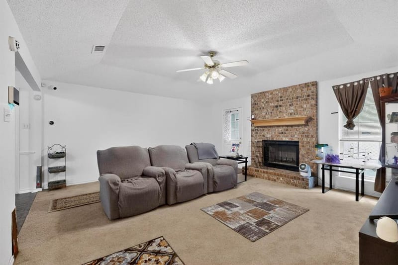 412 Tara Lane, Red Oak TX 75154 - Photo 4