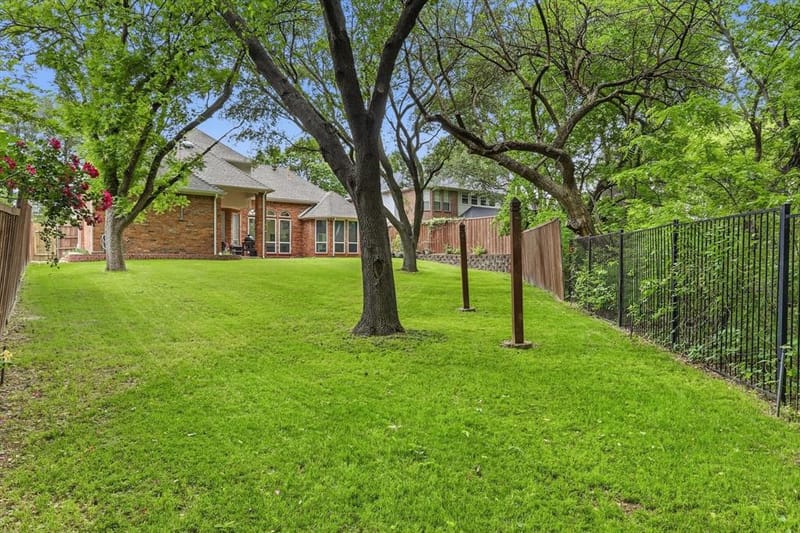2105 Leeds Drive, Plano TX 75025 - Photo 34
