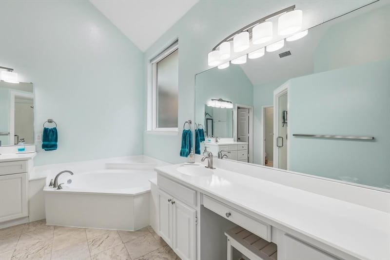 2105 Leeds Drive, Plano TX 75025 - Photo 14