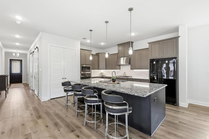 4817 Beaver Creek Drive, Arlington TX 76005 - Photo 14