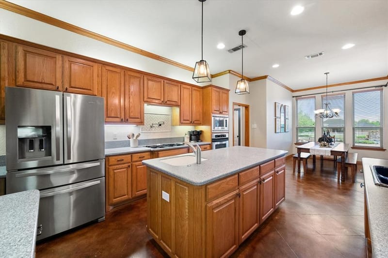 6400 Gehrig Circle, Burleson TX 76028 - Photo 6