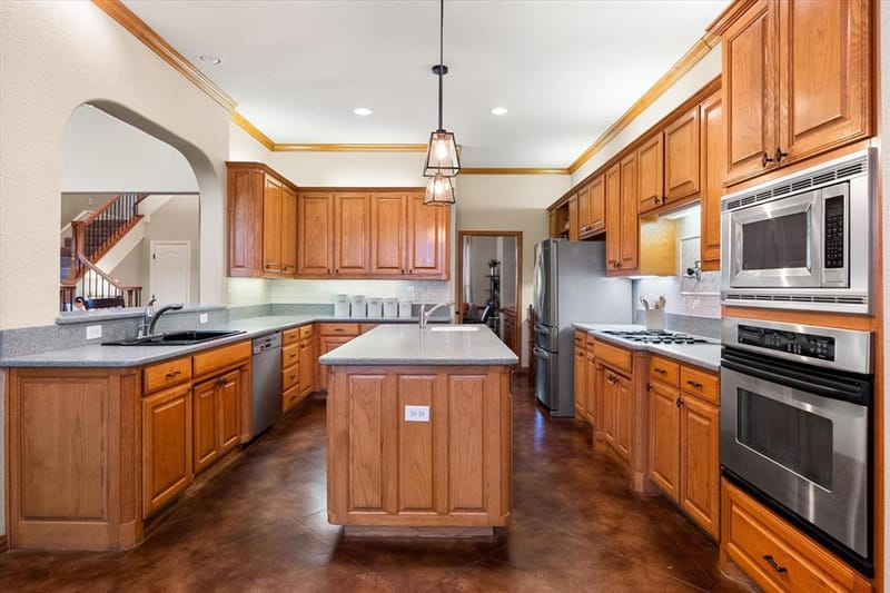 6400 Gehrig Circle, Burleson TX 76028 - Photo 7