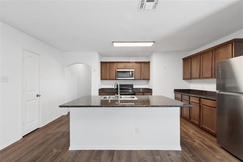402 Andalusian Trail, Celina TX 75009 - Photo 4
