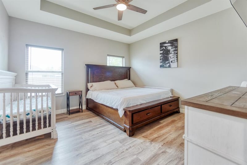 113 Smith, Tioga TX 76271 - Photo 5