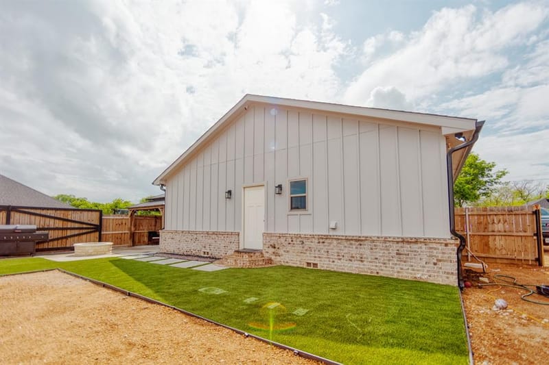 113 Smith, Tioga TX 76271 - Photo 14