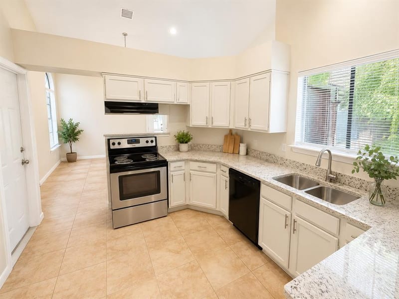 6816 Fire Hill Drive, Fort Worth TX 76137 - Photo 8
