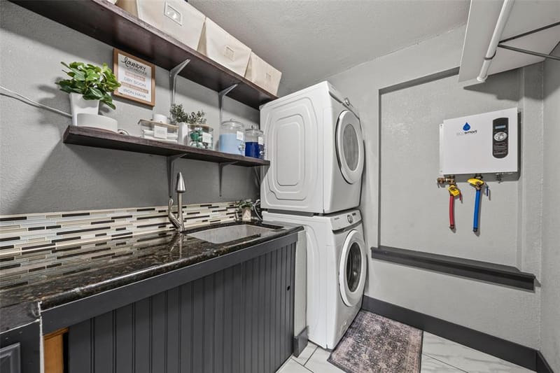 1205 N 17th Street, Waco TX 76707 - Photo 11