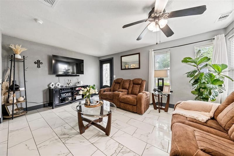 1205 N 17th Street, Waco TX 76707 - Photo 4