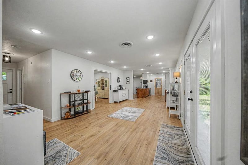 401 NW 32nd Street, Mineral Wells TX 76067 - Photo 7