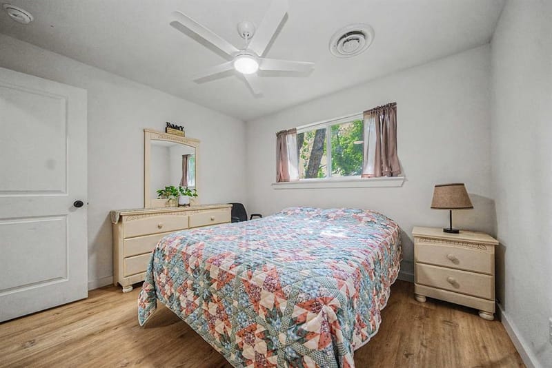 401 NW 32nd Street, Mineral Wells TX 76067 - Photo 18