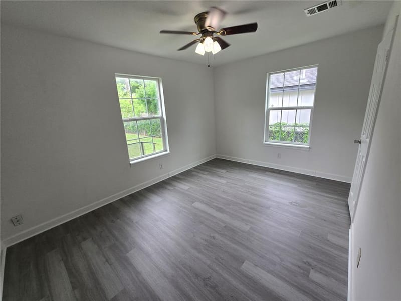 5010 Sunshine Drive, Fort Worth TX 76105 - Photo 10