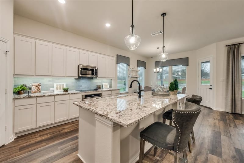 61 Roosevelt Lane, Valley View TX 76272 - Photo 10
