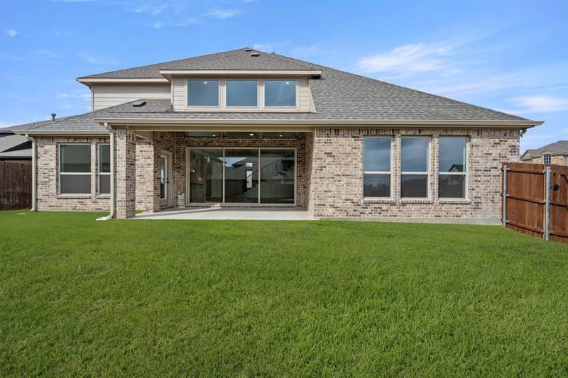 305 Lovett Lane, Burleson TX 76028 - Photo 7