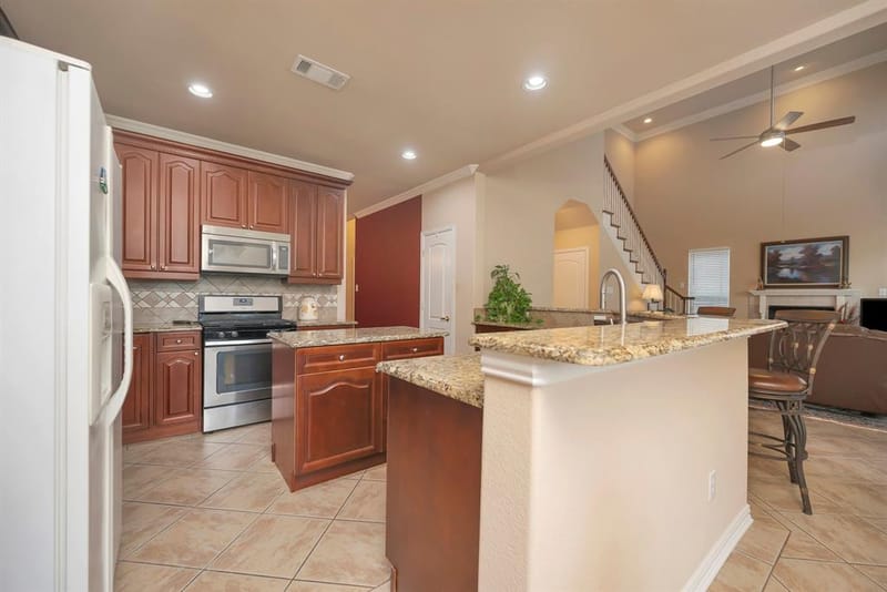 4730 Bayberry Street, Flower Mound TX 75028 - Photo 3
