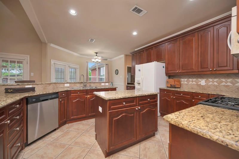 4730 Bayberry Street, Flower Mound TX 75028 - Photo 5