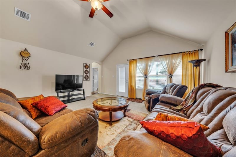 8713 Pitchfork Ranch Road, Fort Worth TX 76134 - Photo 10