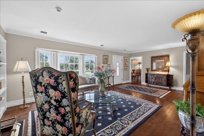 3505 White Settlement Road, Fort Worth TX 76107
