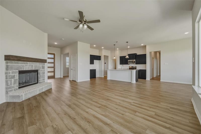 78 Aurora Avenue, Valley View TX 76272 - Photo 10