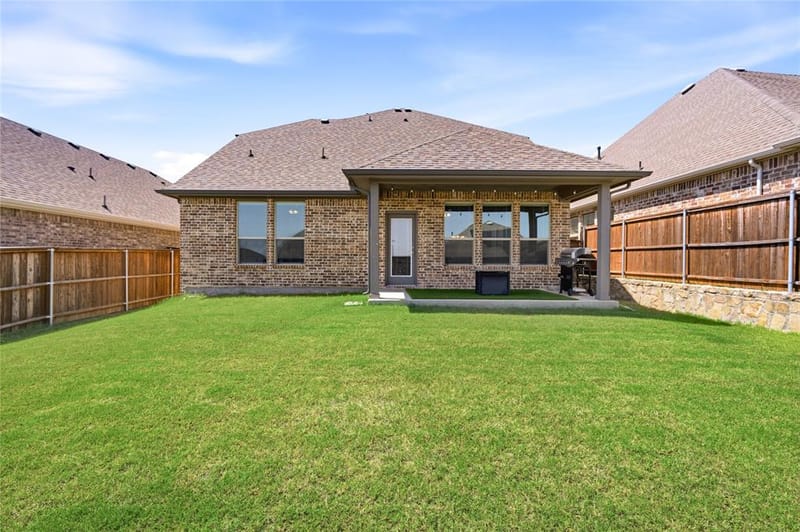 4727 Bluffview Drive, Haltom City TX 76137 - Photo 32