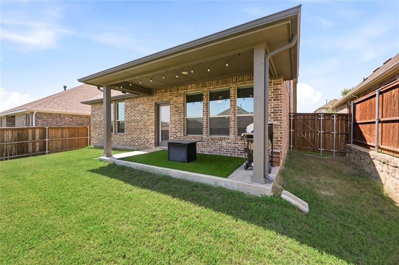 4727 Bluffview Drive, Haltom City TX 76137 - Photo 30