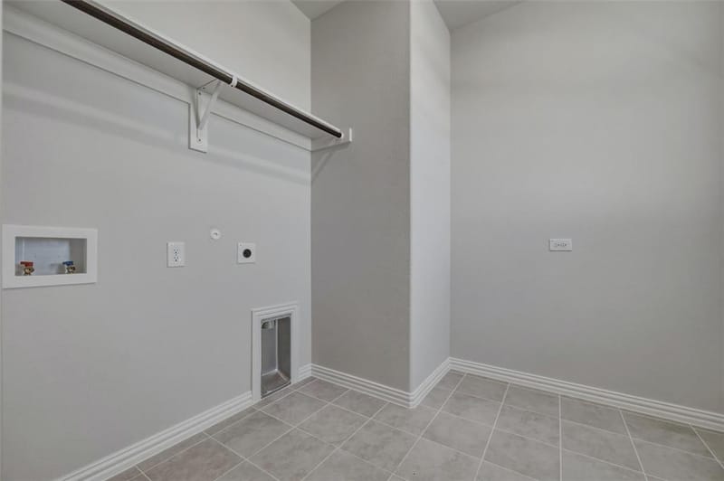 146 Aurora Avenue, Valley View TX 76272 - Photo 28