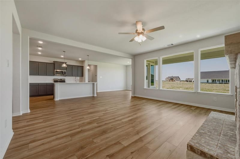 146 Aurora Avenue, Valley View TX 76272 - Photo 9