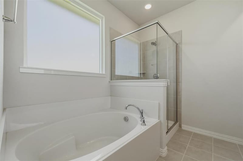 146 Aurora Avenue, Valley View TX 76272 - Photo 24