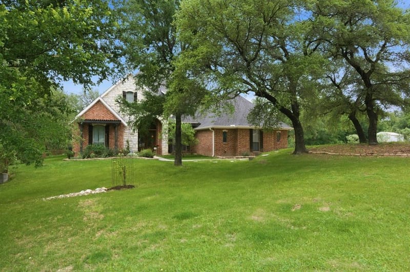 1012 Vista Hills Drive, Reno TX 76082