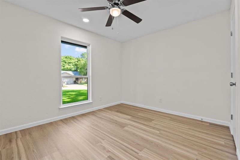 103 Camelot Drive, Weatherford TX 76086 - Photo 24