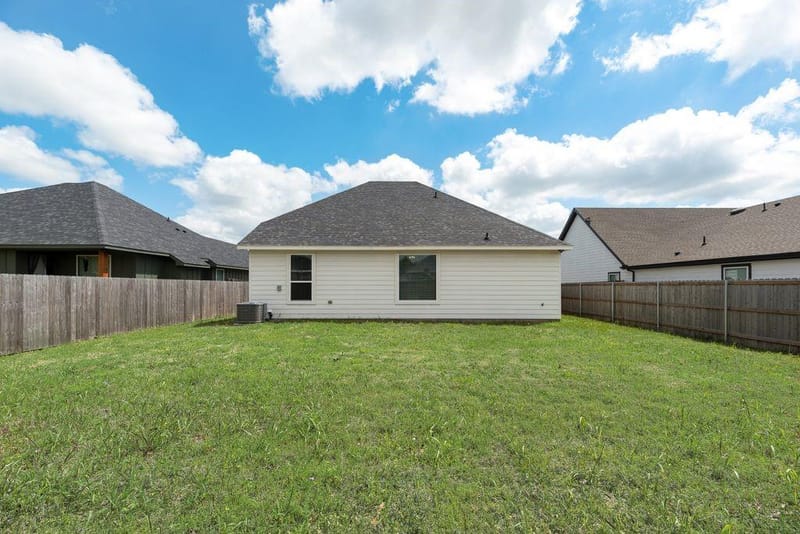109 Vaughn Meadows Drive, Tom Bean TX 75491 - Photo 26