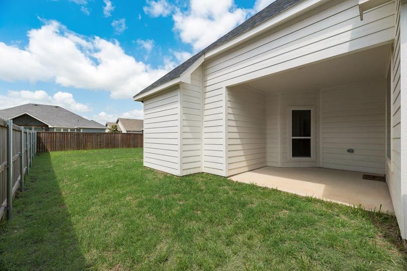 109 Vaughn Meadows Drive, Tom Bean TX 75491 - Photo 25