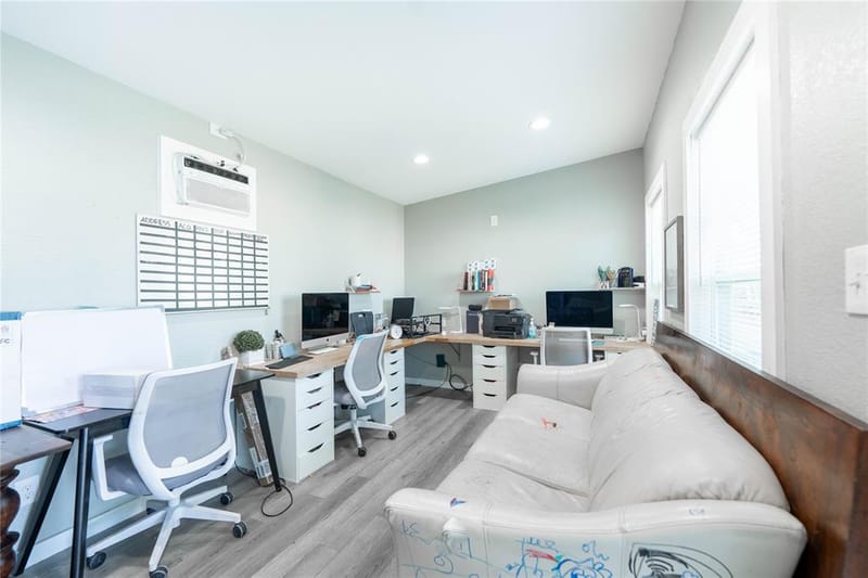 2519 Chalk Hill Road, Dallas TX 75212 - Photo 9