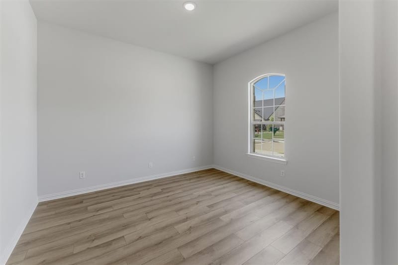 3510 Helena Street, Gainesville TX 76240 - Photo 7
