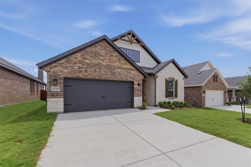3510 Helena Street, Gainesville TX 76240 - Photo 4