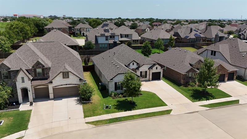 205 Northern Star Court, Little Elm TX 75068 - Photo 36