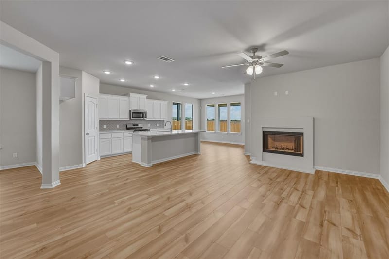 3520 Helena Street, Gainesville TX 76240 - Photo 3